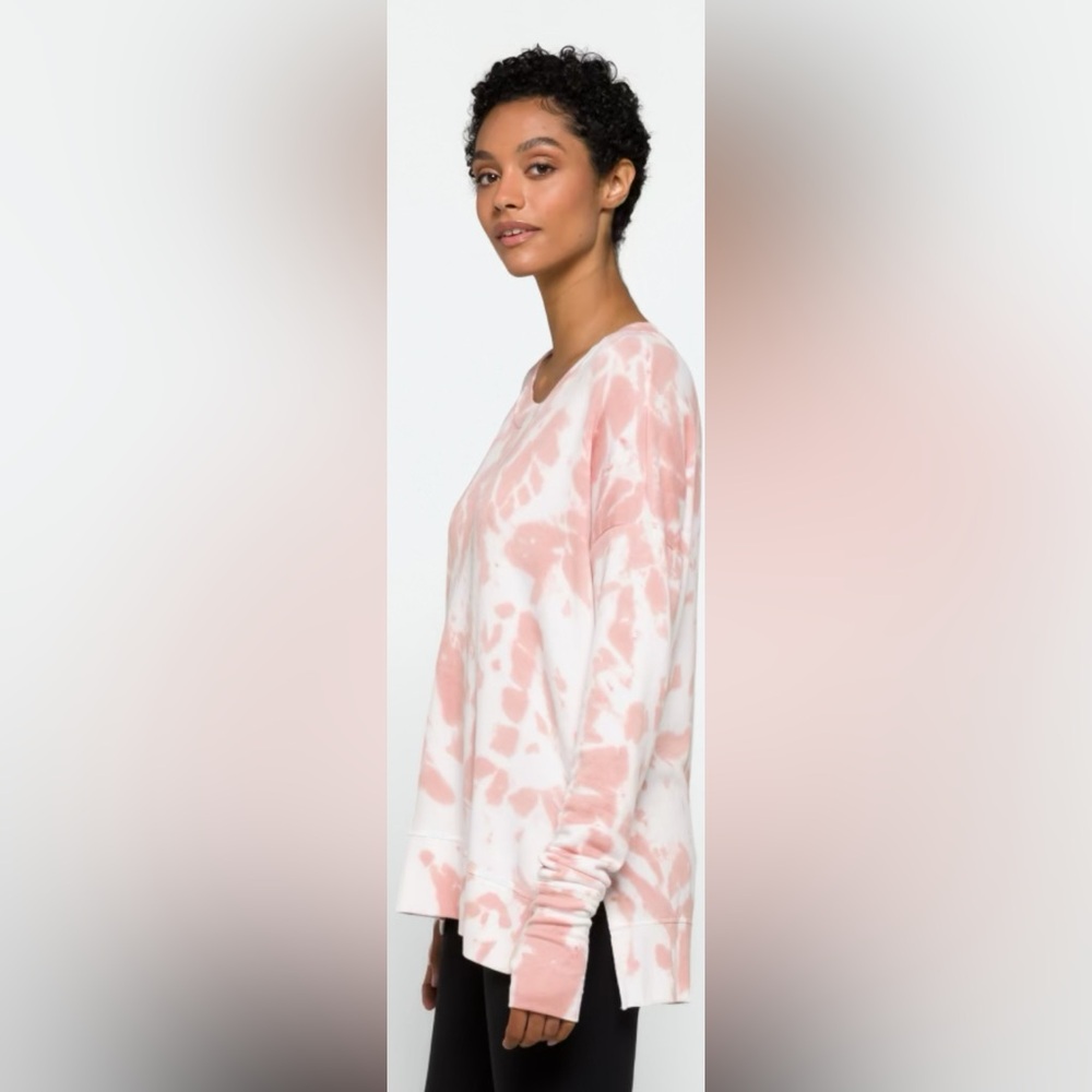 Glyder super soft tie dye long sleeve sweatshirt/ pullover